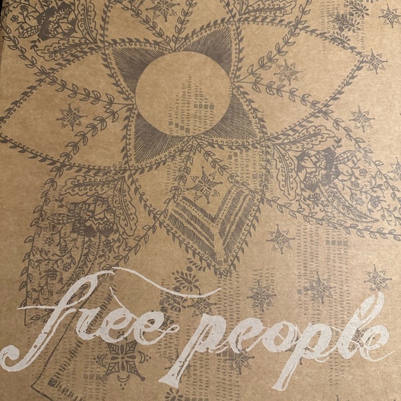 FREE PEOPLE GIGI ANKLE BOOTS -SIZE 38/8 - NEW IN BOX - Picture 4 of 8